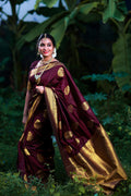 Royal Kanjivaram Golden Zari Woven Silk Saree With Blouse Piece MARRON