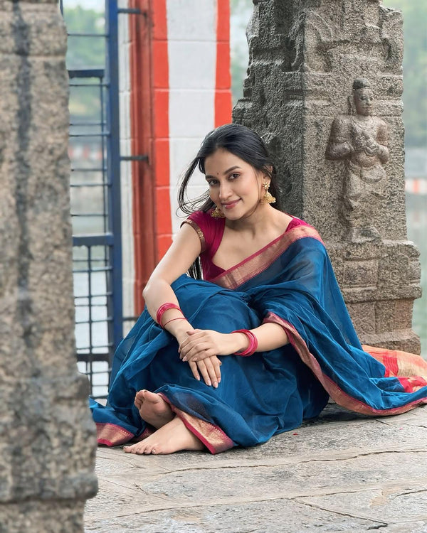 Dazzling Blue Soft Silk Saree With Flattering Blouse Piece
