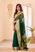 Green Cotton Silk Saree With Scintillating Blouse Piece