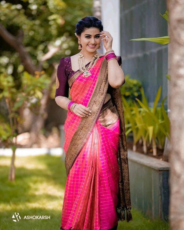 Pink Colour Kanjivaram Woven Silk Saree With Blouse Piece